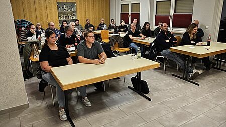 Bereitschaftswahlen: So hat das DRK Eggenstein-Leopoldshafen gestimmt Mitglieder des DRK Eggenstein-Leopoldshafen wählen die neue Bereitschaftsleitung.